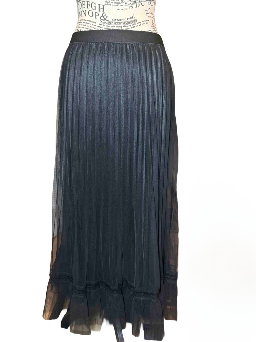 Dwirapal Black Tulle Mesh Pleated Fairycore Whimsigoth Midi Skirt Size 44 large - Picture 3 of 10